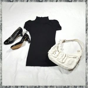 Soprano Black Short Ruched Sleeve Top